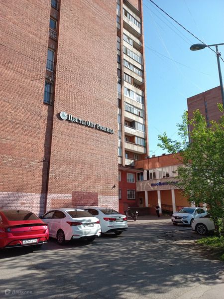 Продаётся 2 комнаты в 6-комн. квартире, 24.4 м²