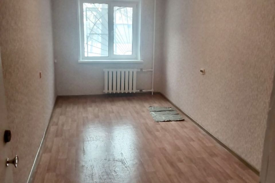 Продаётся 3-комнатная квартира, 58.9 м²