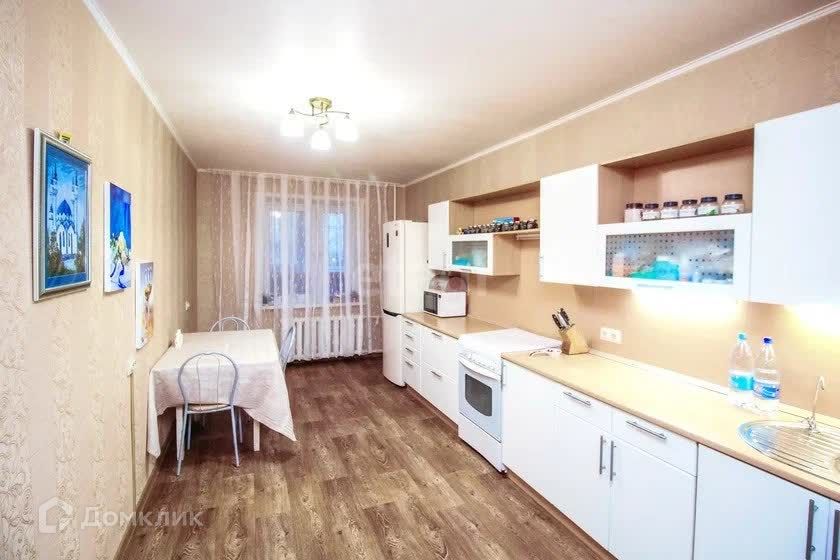 Продаётся 3-комнатная квартира, 93.7 м²