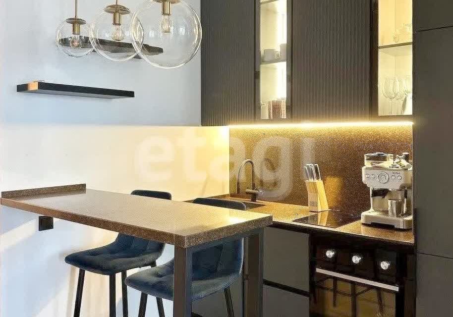 Продаётся 1-комнатная квартира, 37.2 м²