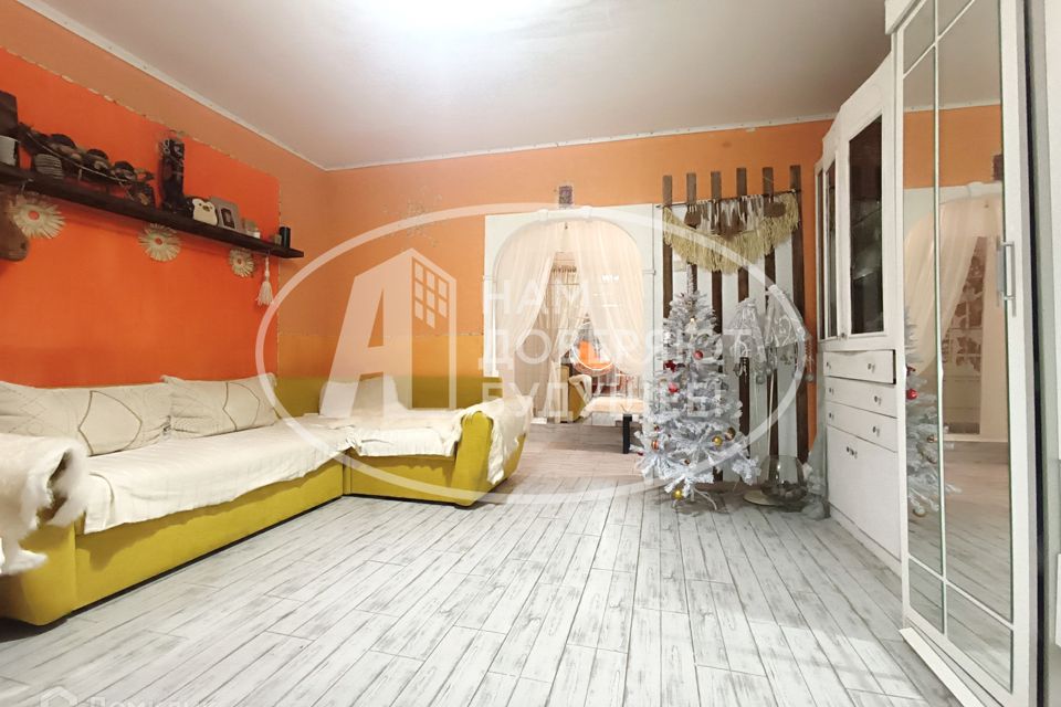 Продаётся 3-комнатная квартира, 68.8 м²
