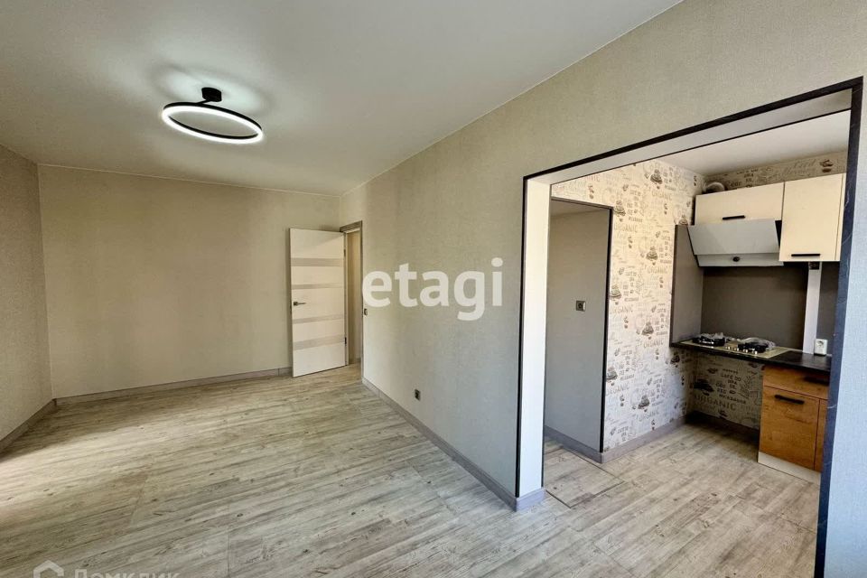 Продаётся 2-комнатная квартира, 38.6 м²
