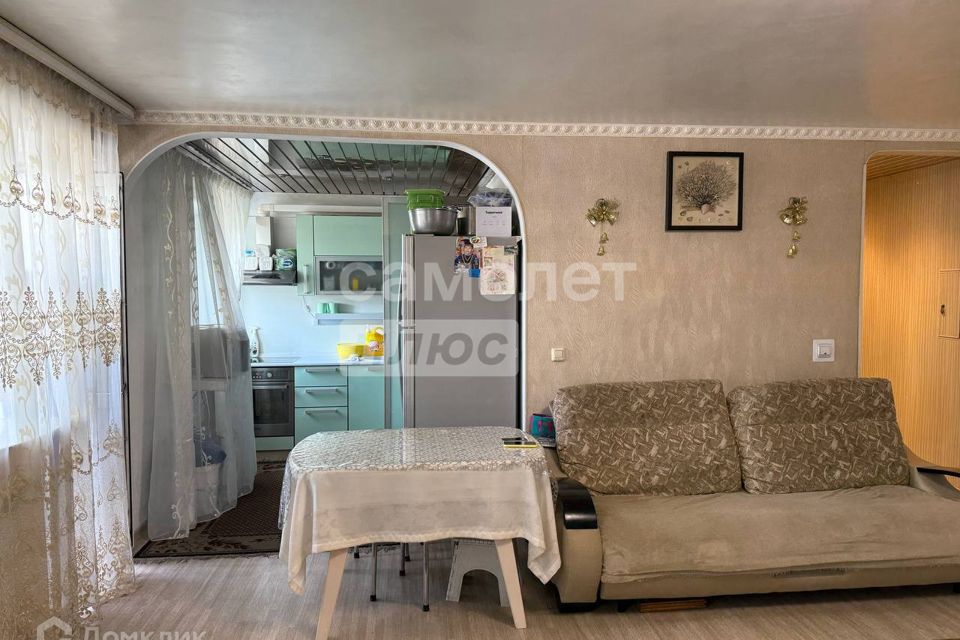 Продаётся 3-комнатная квартира, 62.4 м²