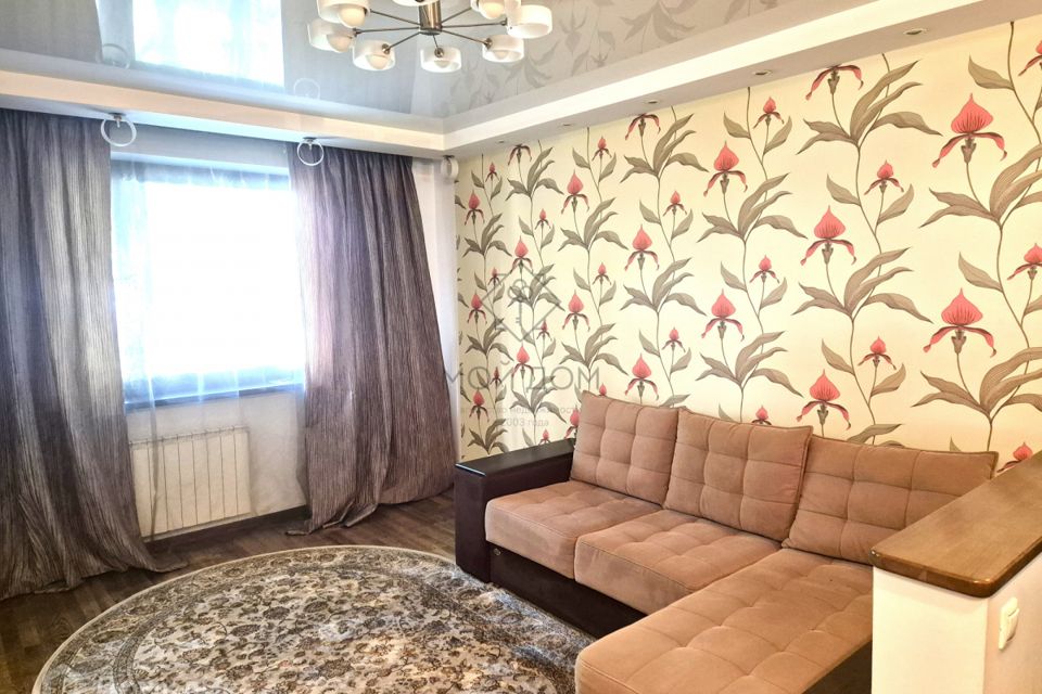 Сдаётся 2-комнатная квартира, 58 м²