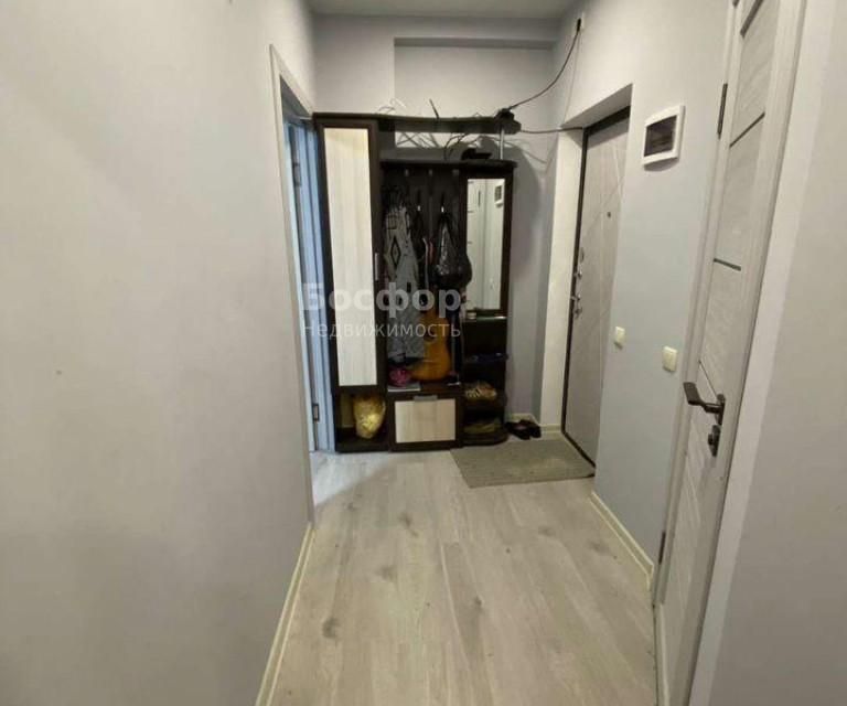 Продаётся 1-комнатная квартира, 37 м²