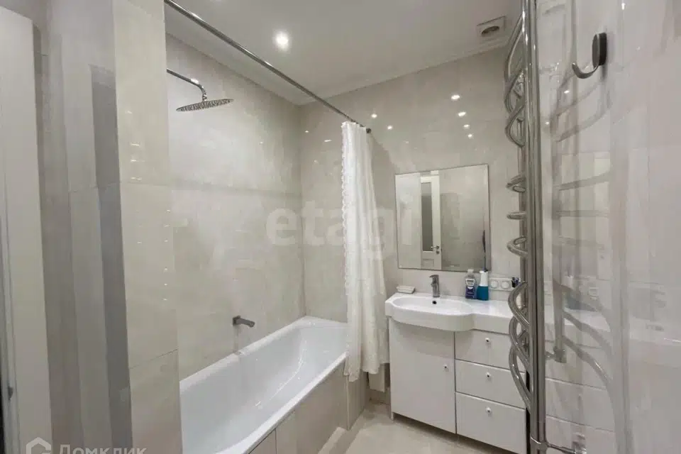 Продаётся 3-комнатная квартира, 80 м²