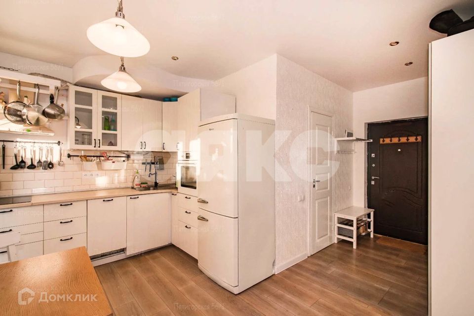 Продаётся 3-комнатная квартира, 50.5 м²