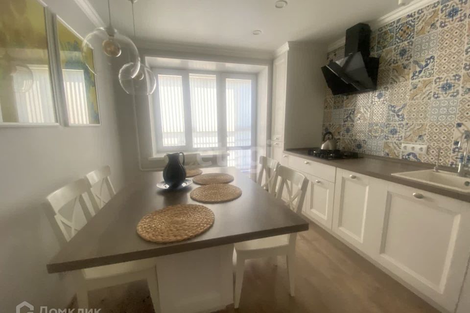 Продаётся 1-комнатная квартира, 37.1 м²