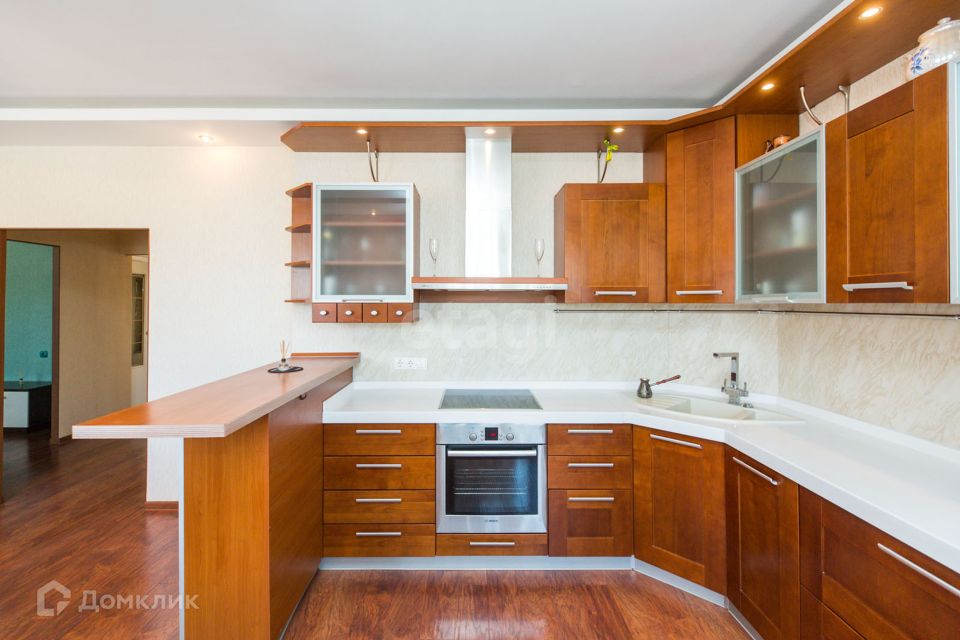 Продаётся 3-комнатная квартира, 89.7 м²