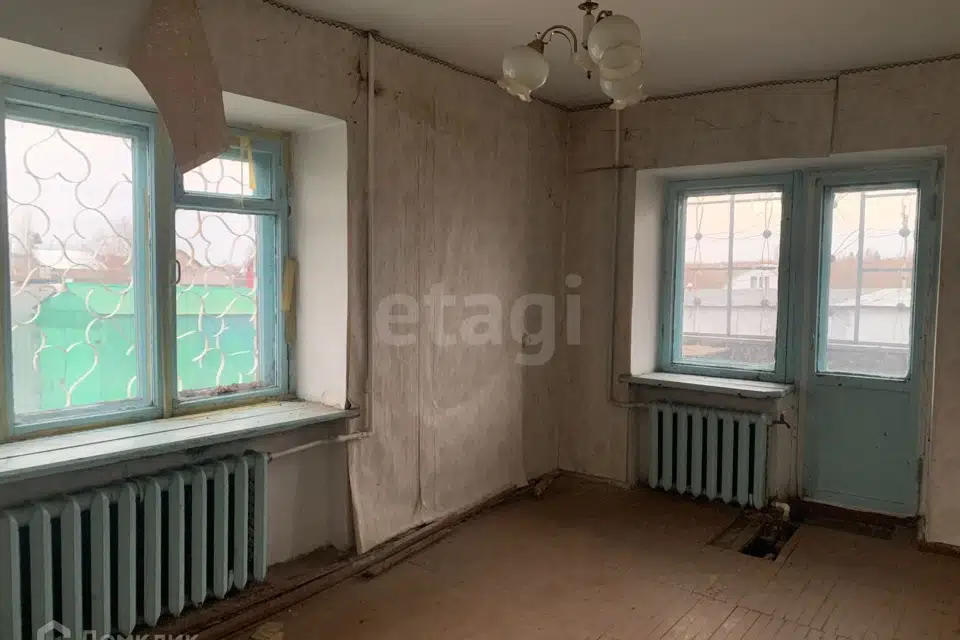 Продаётся 2-комнатная квартира, 42.7 м²