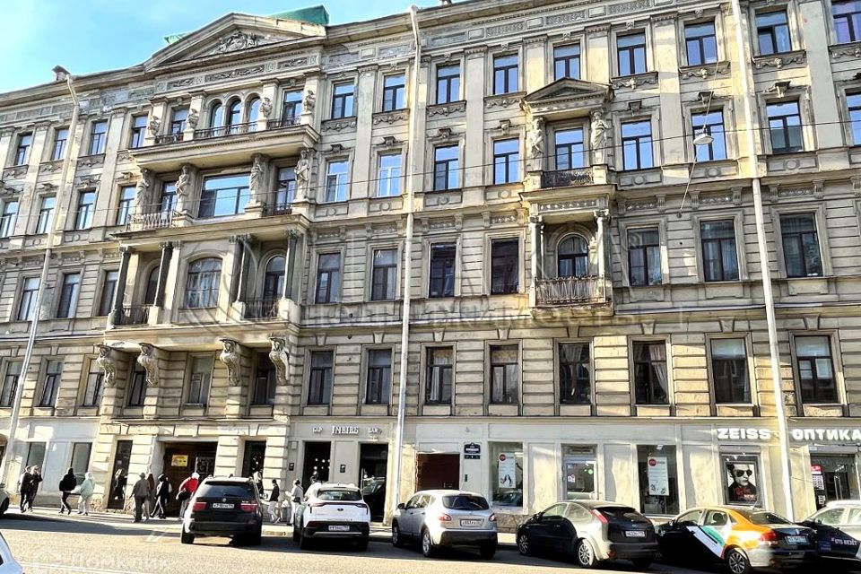 Продаётся 2-комнатная квартира, 65.3 м²