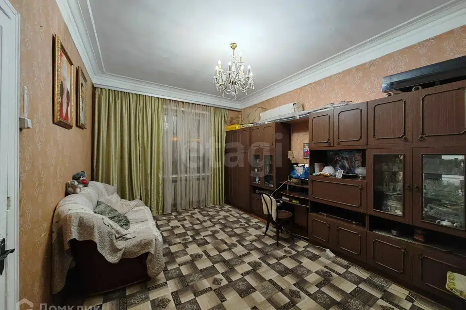 Продаётся 2-комнатная квартира, 60.4 м²
