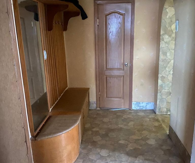 Продаётся 3-комнатная квартира, 69.7 м²
