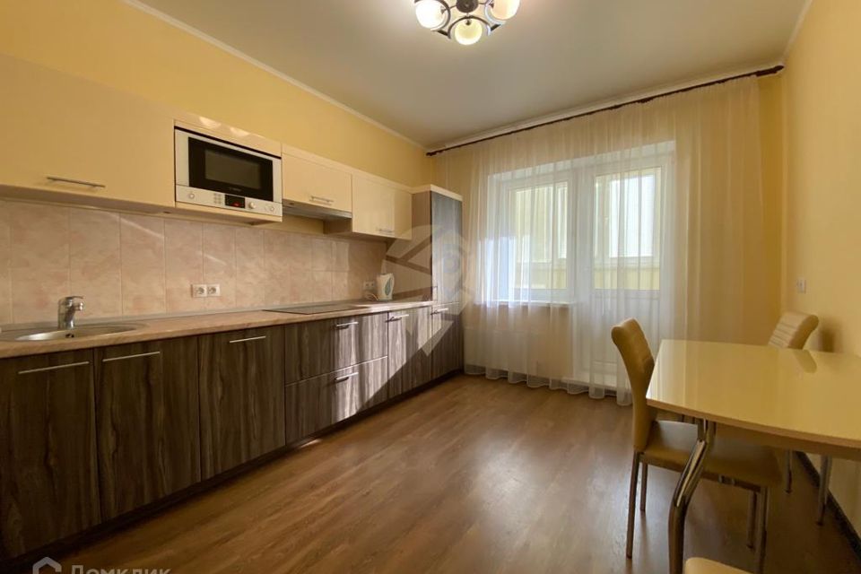 Сдаётся 1-комнатная квартира, 52 м²
