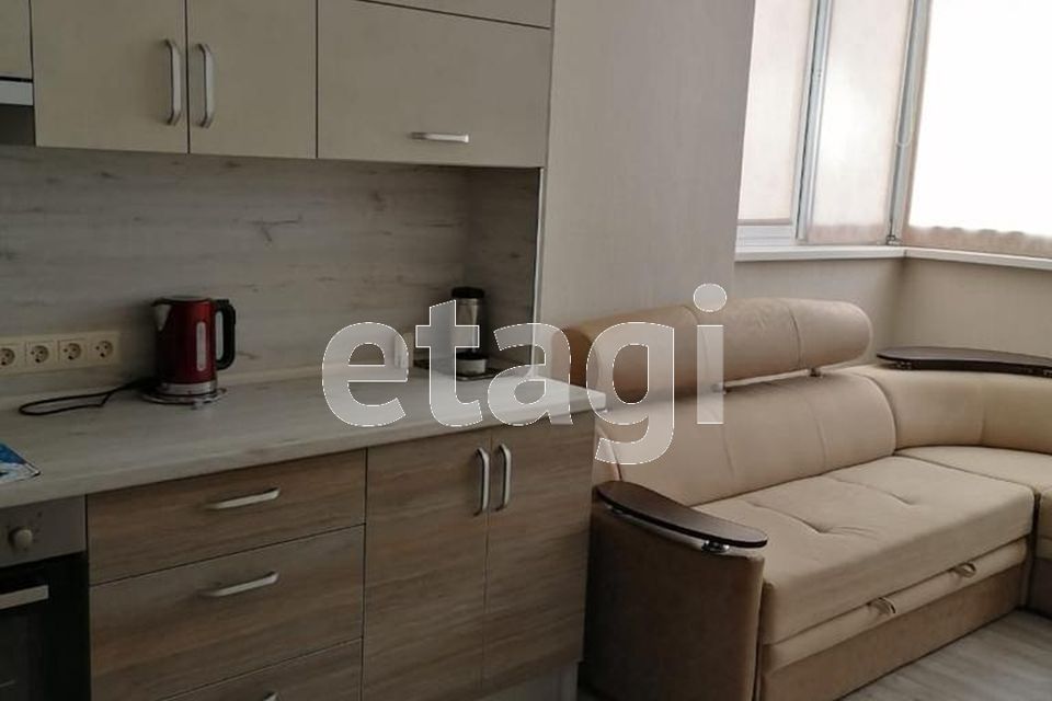 Продаётся 1-комнатная квартира, 49.7 м²