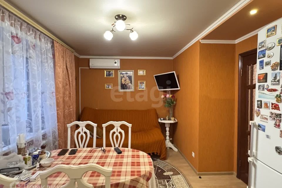 Продаётся 2-комнатная квартира, 59.4 м²