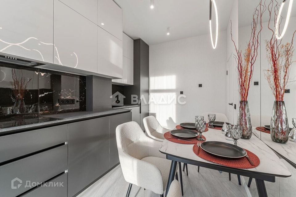 Продаётся 2-комнатная квартира, 62.5 м²