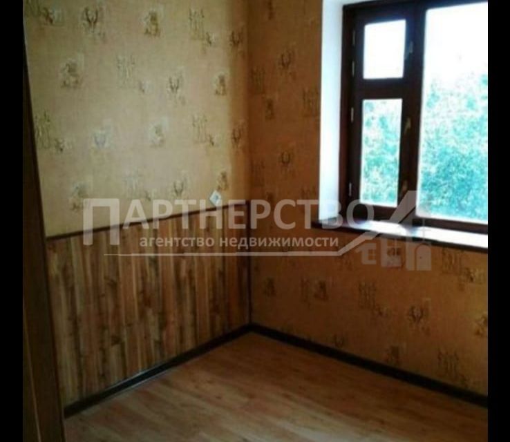 Продаётся 3-комнатная квартира, 41.7 м²