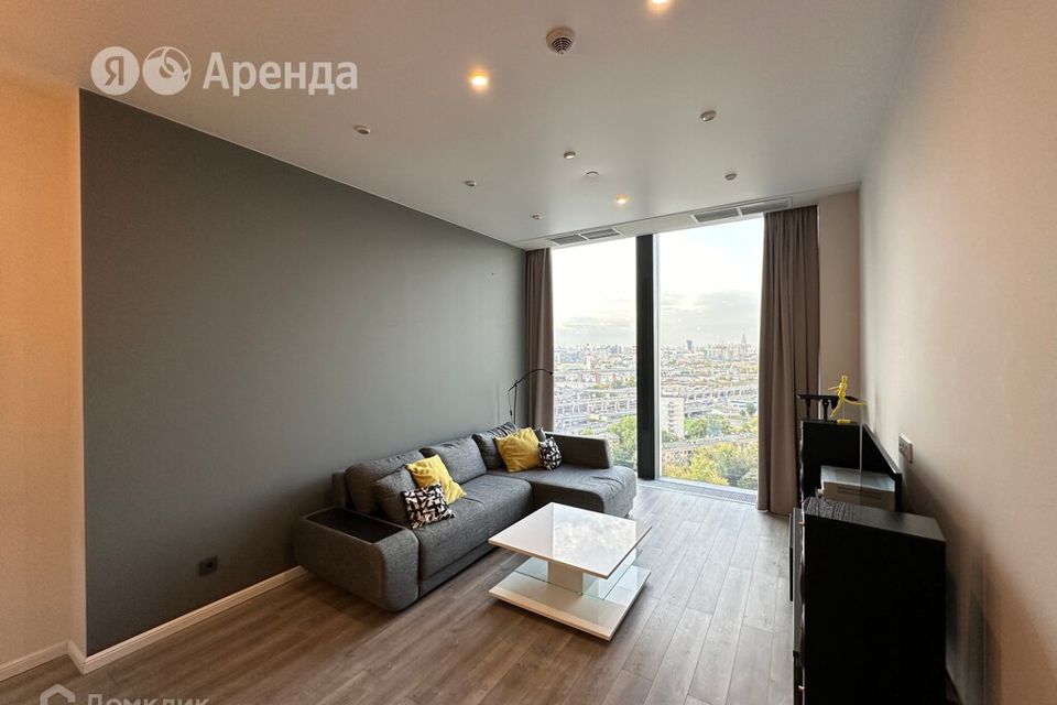 Сдаётся 1-комнатная квартира, 42 м²