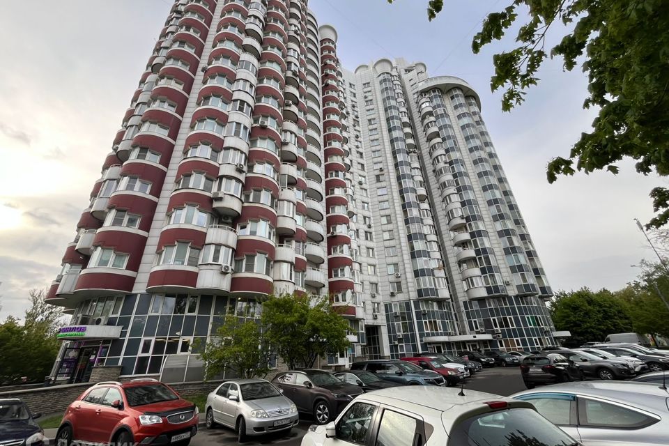 Продаётся 3-комнатная квартира, 92.4 м²