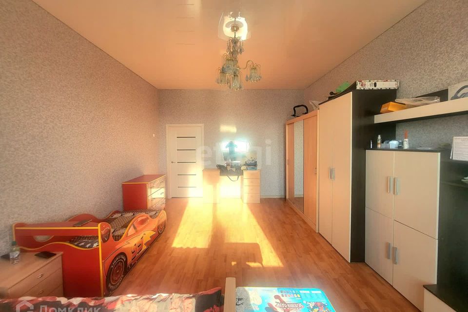 Продаётся 2-комнатная квартира, 65.6 м²