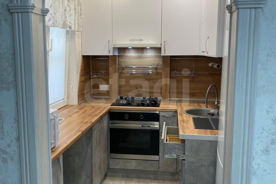 Продаётся 3-комнатная квартира, 60.2 м²