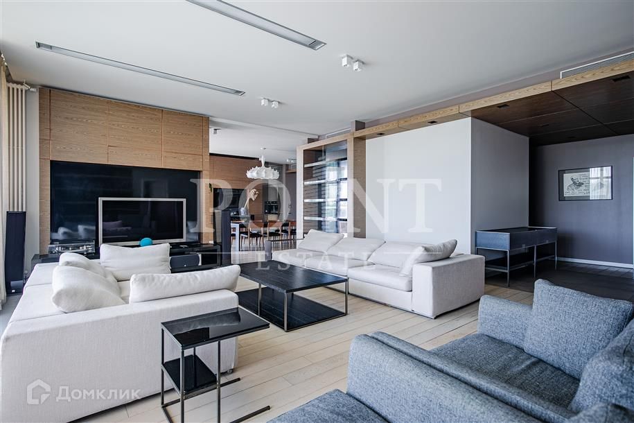 Сдаётся 6-комнатная квартира, 330 м²