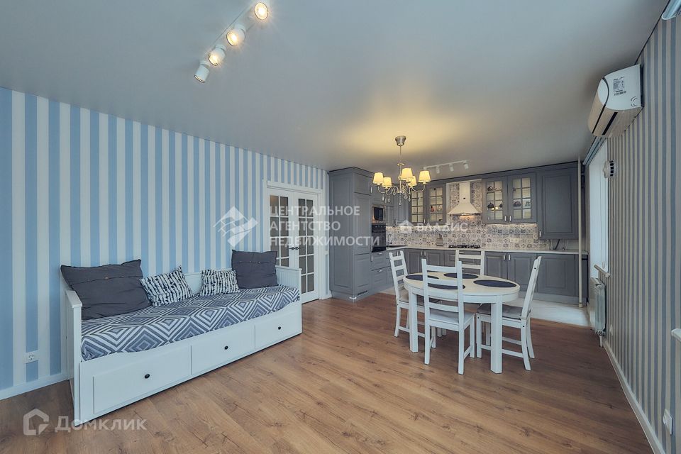 Продаётся 3-комнатная квартира, 87.7 м²