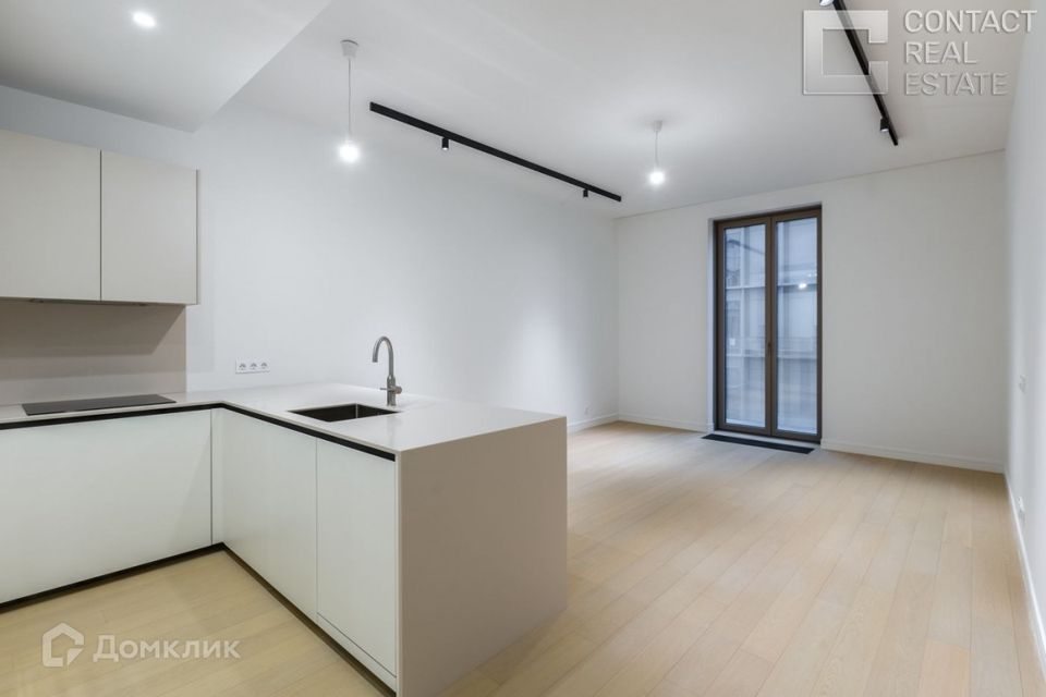 Продаётся 2-комнатная квартира, 71 м²