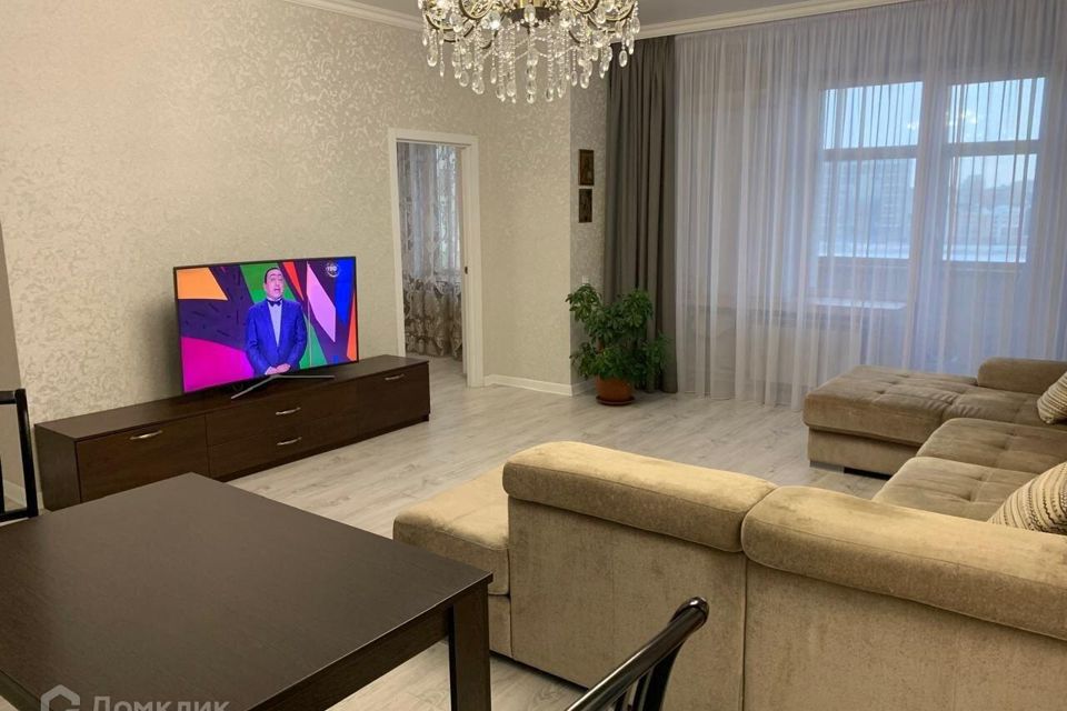 Продаётся 3-комнатная квартира, 90 м²