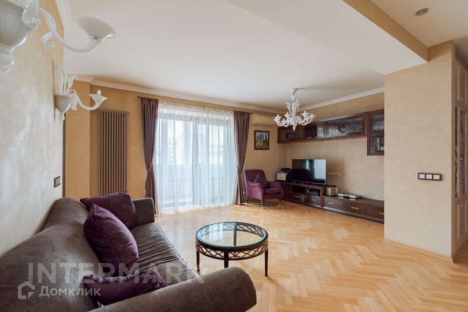 Сдаётся 3-комнатная квартира, 110 м²