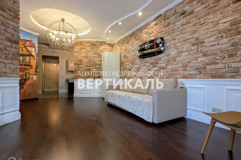 Сдаётся 2-комнатная квартира, 61 м²