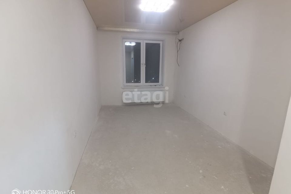 Продаётся 1-комнатная квартира, 40.7 м²