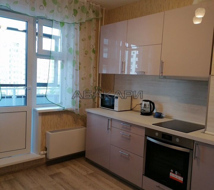 Сдаётся 1-комнатная квартира, 40 м²