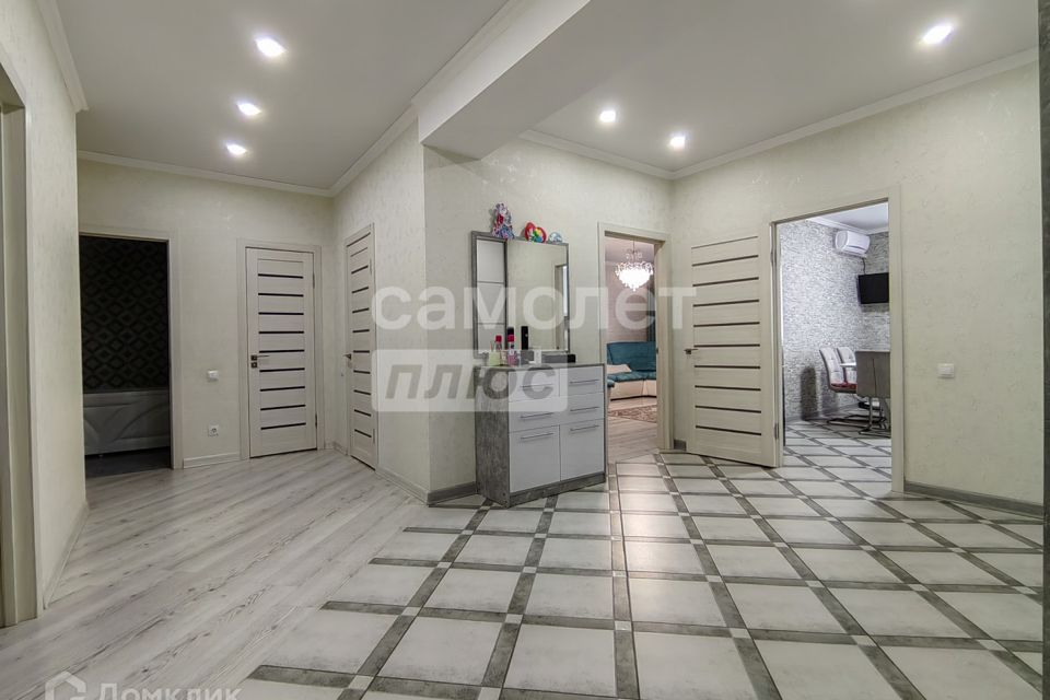 Продаётся 3-комнатная квартира, 103.3 м²