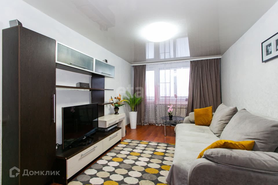 Продаётся 3-комнатная квартира, 58.1 м²