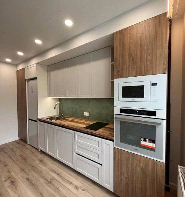 Продаётся 2-комнатная квартира, 56 м²