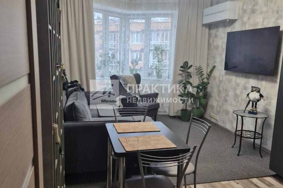 Продаётся 1-комнатная квартира, 36 м²