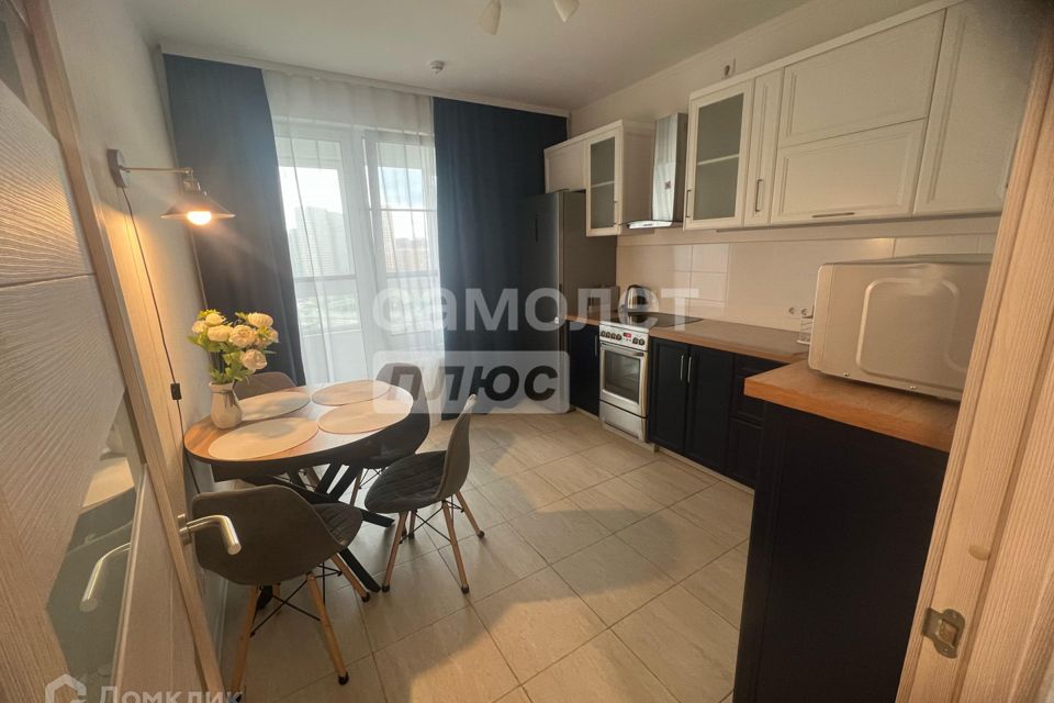 Сдаётся 2-комнатная квартира, 60 м²