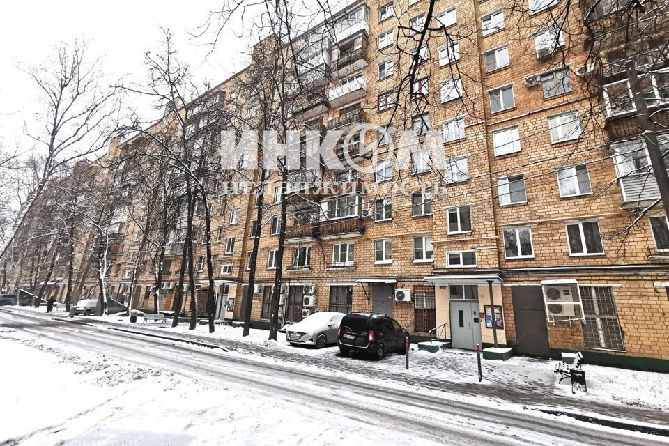 Продаётся 3-комнатная квартира, 57.3 м²