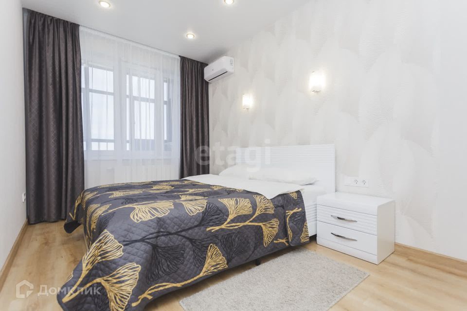Продаётся 4-комнатная квартира, 49.7 м²