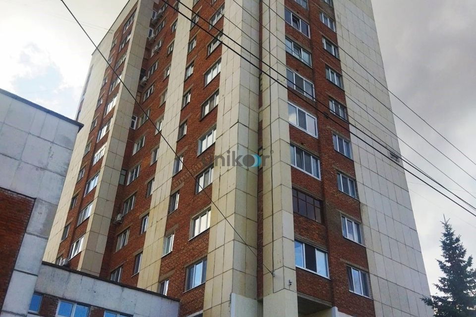 Продаётся 2-комнатная квартира, 71.8 м²