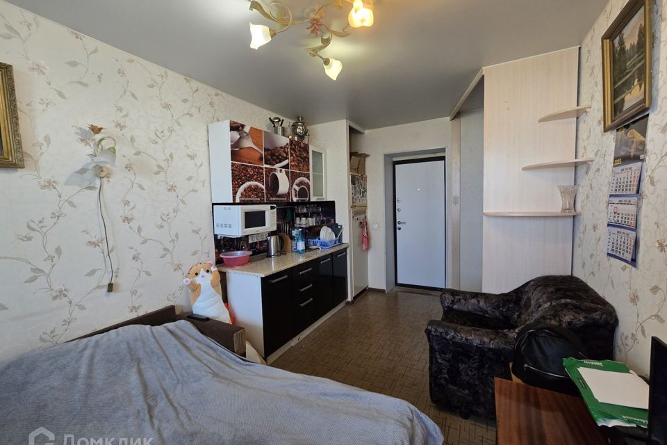 Продаётся комната в 12-комн. квартире, 11.5 м²