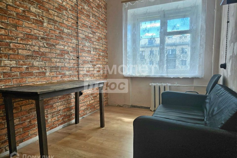 Продаётся 2-комнатная квартира, 42.1 м²