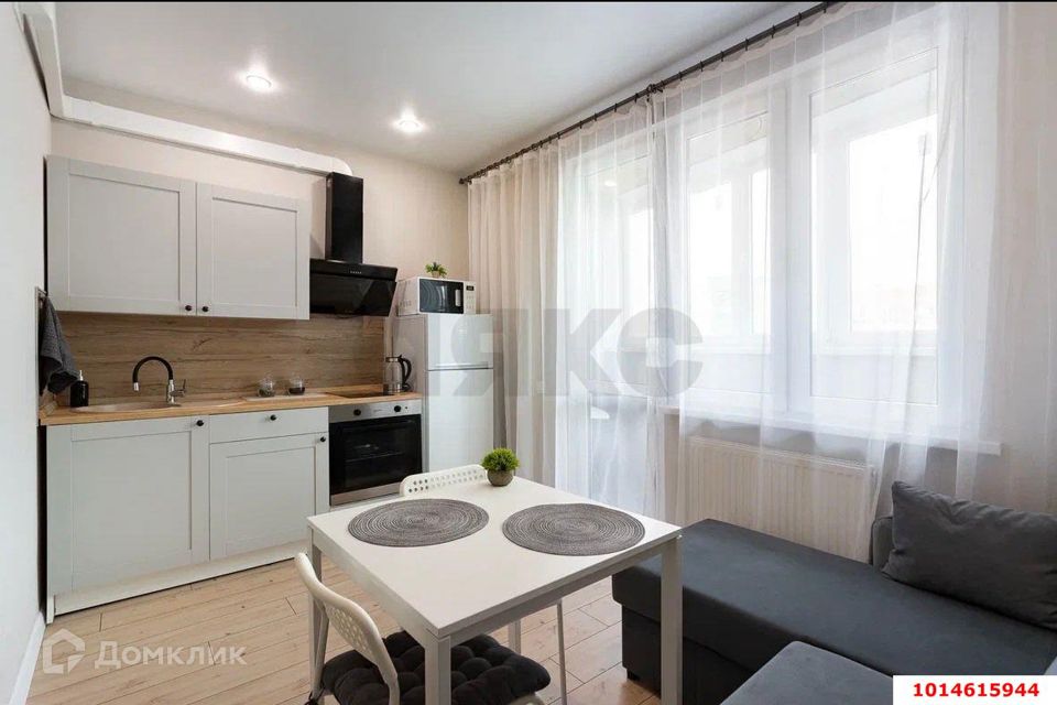 Продаётся 1-комнатная квартира, 44.6 м²