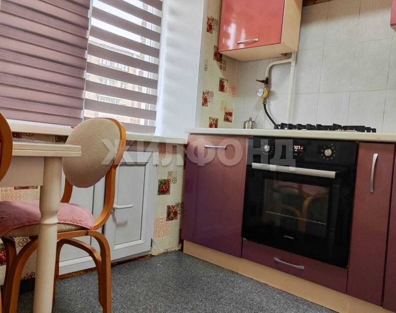 Продаётся 2-комнатная квартира, 42.6 м²