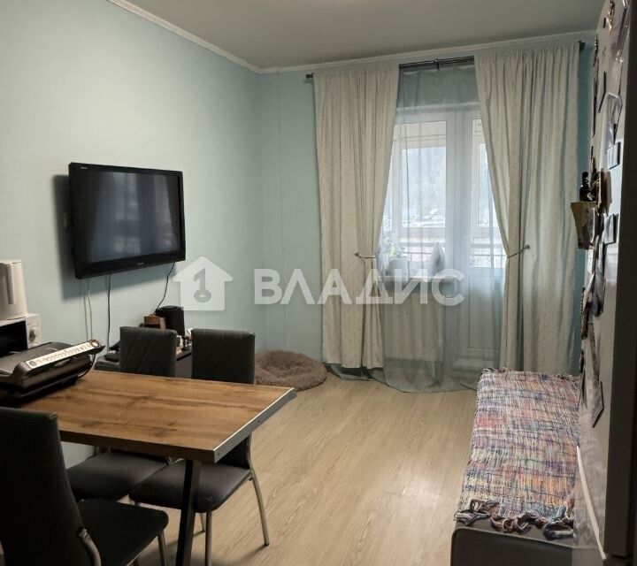 Продаётся 1-комнатная квартира, 43.8 м²