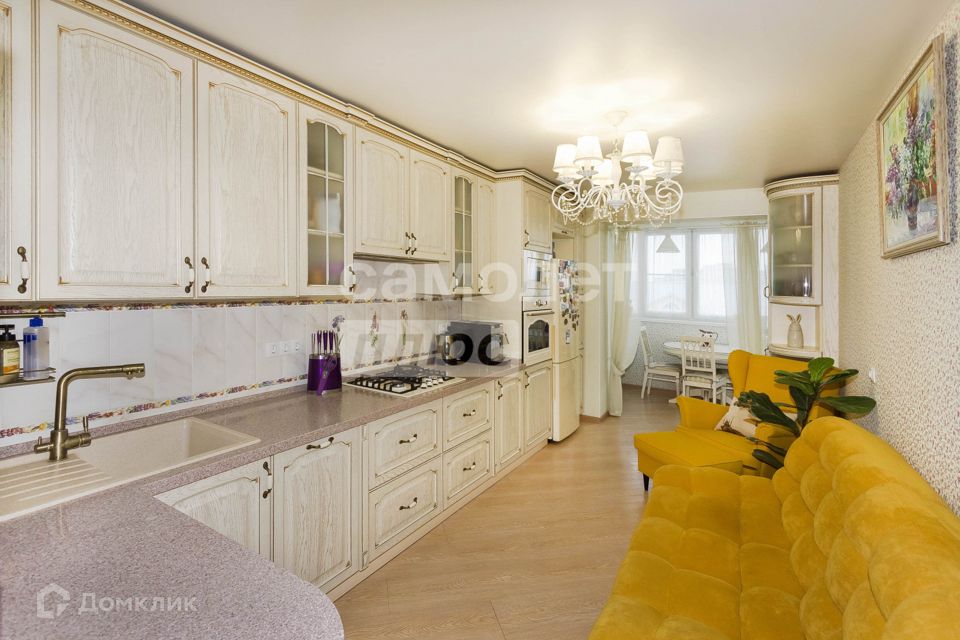 Продаётся 2-комнатная квартира, 67.5 м²