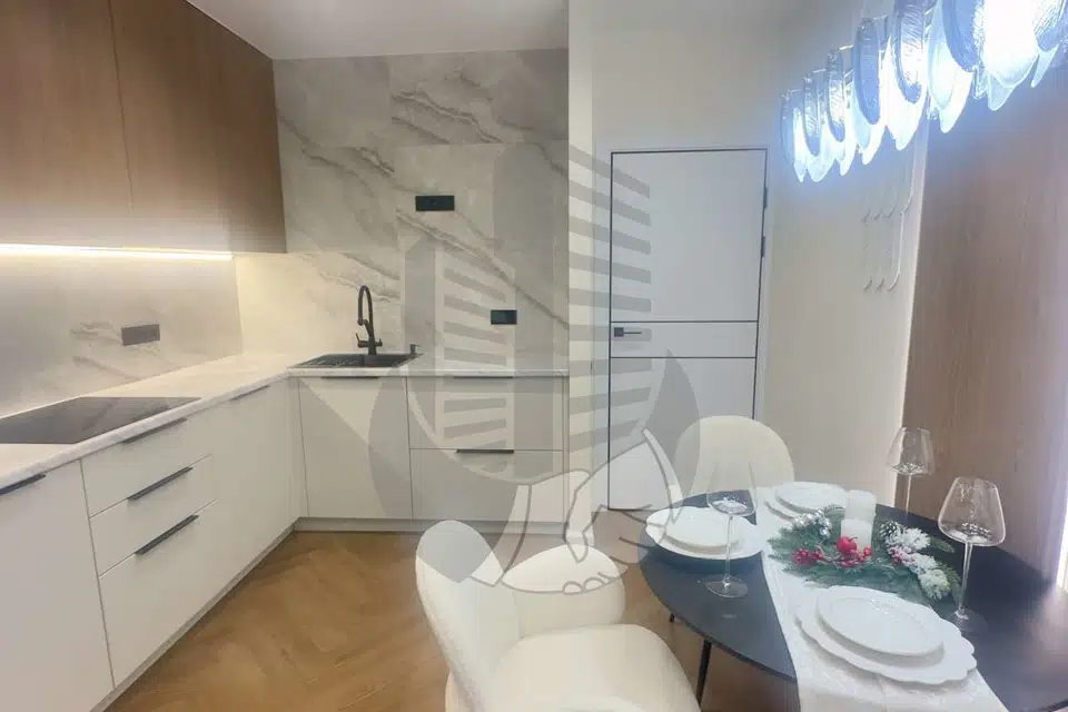 Продаётся 2-комнатная квартира, 56 м²
