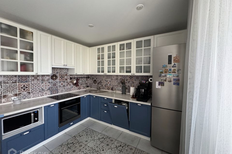 Продаётся 2-комнатная квартира, 69 м²